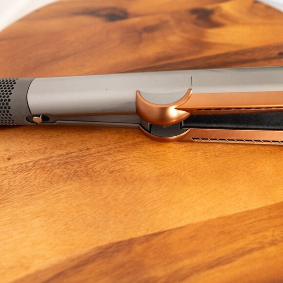Dyson Airstrait Hair Straightener Flat Iron Nickel Copper - Used Once - Picture 3 of 6